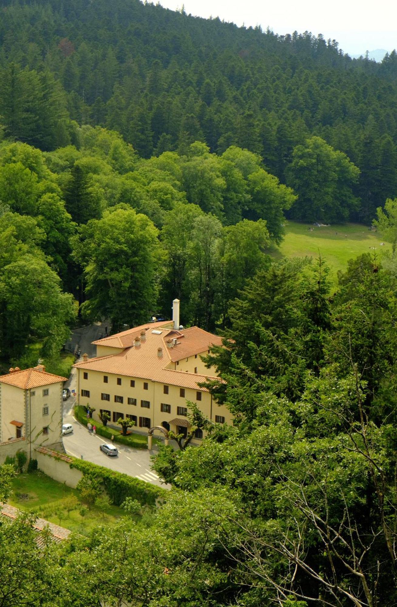 Hotel Rifugio La Foresta Vallombrosa Exterior photo